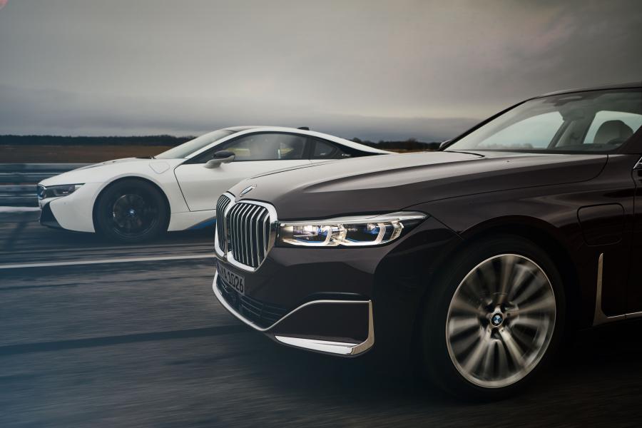  BMW 745Le (G12) 2019 года  (WW) (фото 8 из 47)